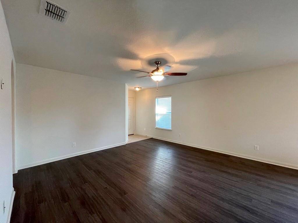 Jarrell, TX 76537,113 Robertson LN