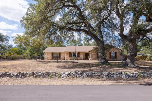 Mountain City, TX 78610,111 Pecan DR