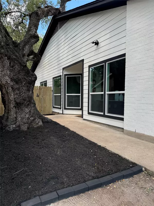 Austin, TX 78749,5013 Cana CV #A