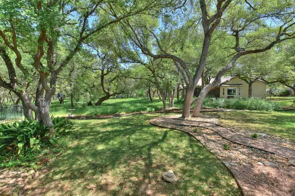 Georgetown, TX 78633,229 Whispering Wind DR