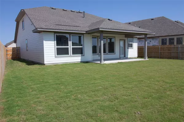 Hutto, TX 78634,105 Stone fork LN