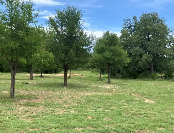 Elgin, TX 78621,317 Pleasant Grove Loop