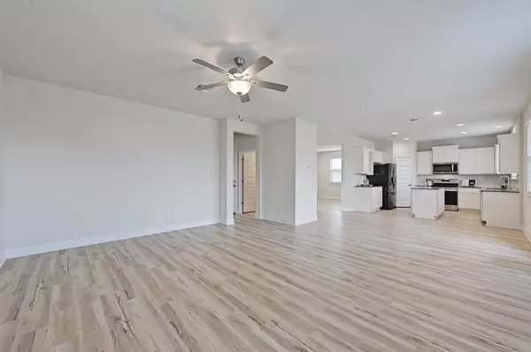 San Marcos, TX 78666,156 Gray Wolf DR