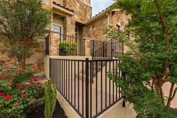 Austin, TX 78738,407 Indianwood DR