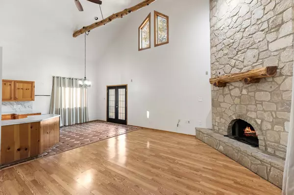 Lockhart, TX 78644,4930 State Park RD