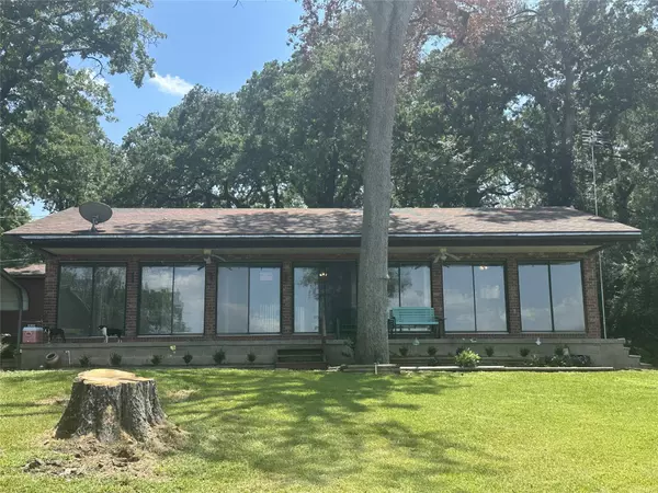 402 Lcr Redbud A, Mexia, TX 76667