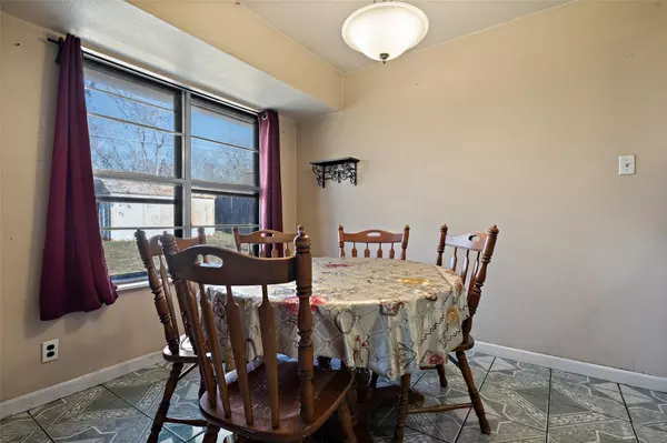 Austin, TX 78758,1712 Pine Knoll DR