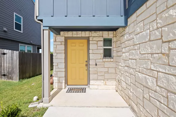 Del Valle, TX 78617,7449 Sparkling Light DR #A