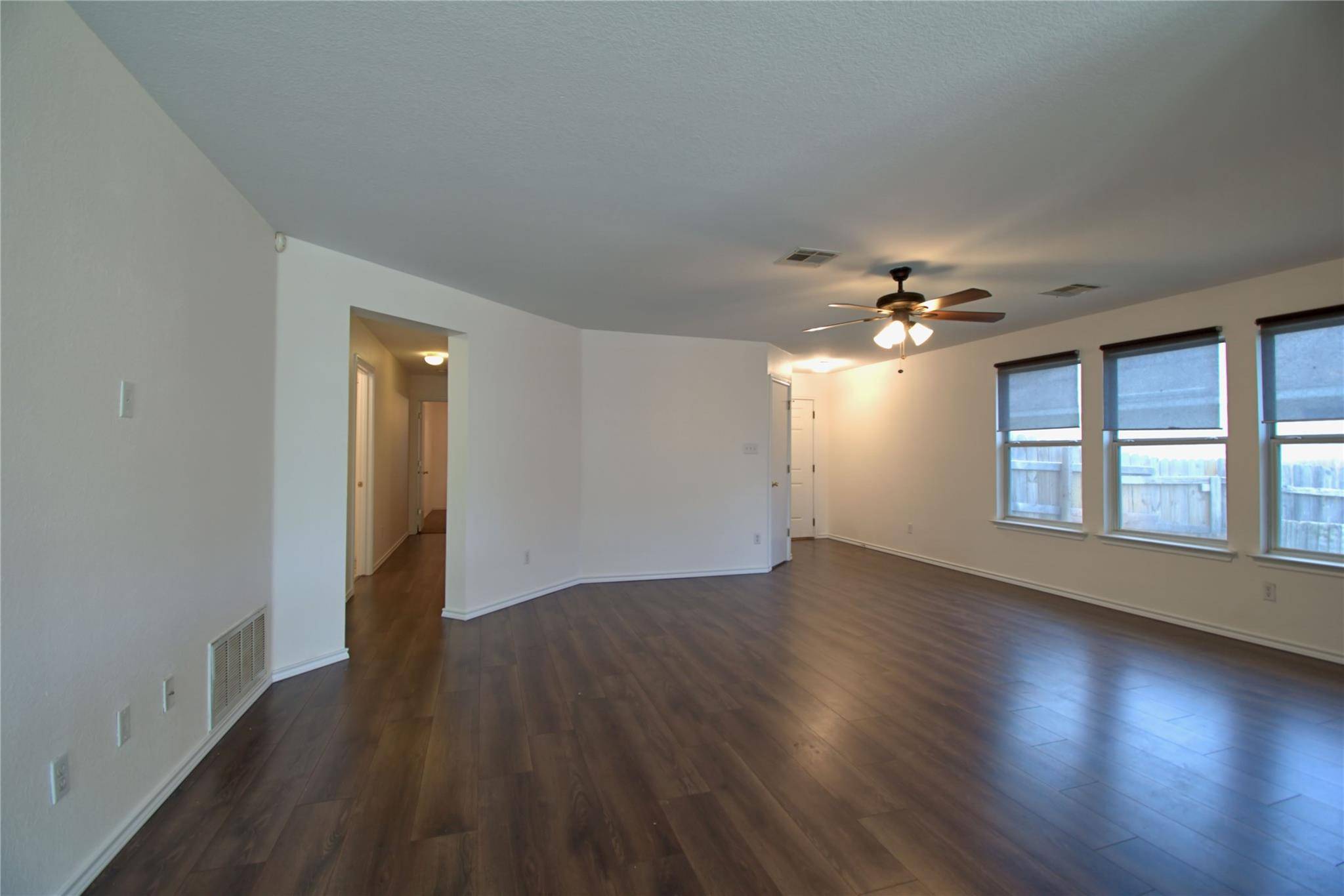 Hutto, TX 78634,226 Sylvan ST