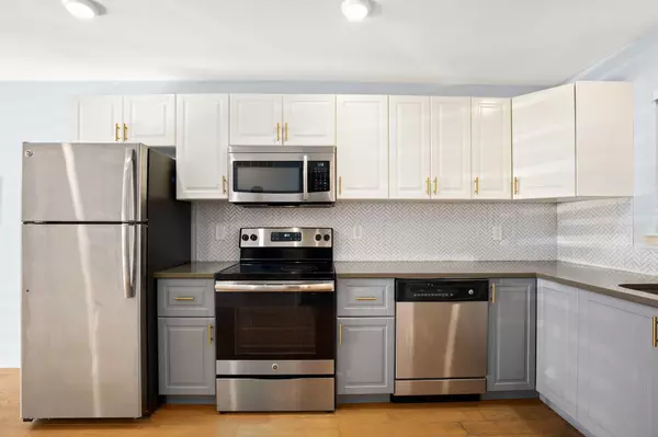 909 Reinli ST #142, Austin, TX 78751