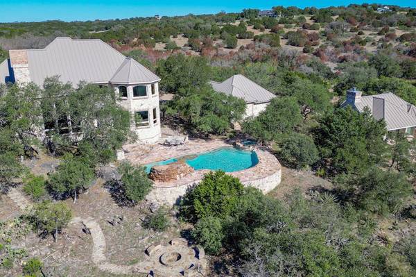 530 Scenic View DR, Marble Falls, TX 78654