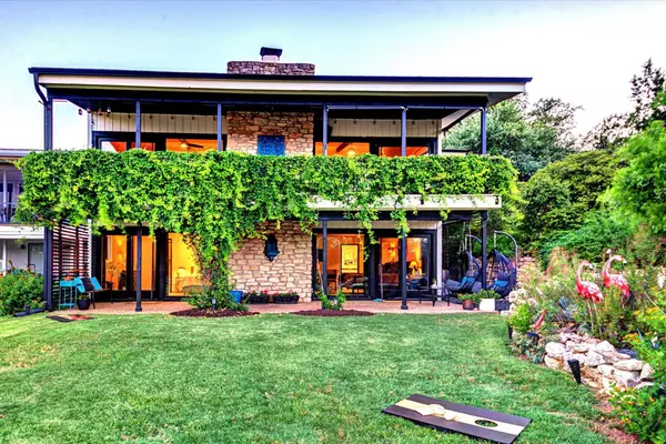 Lakeway, TX 78734,402 Seawind ST