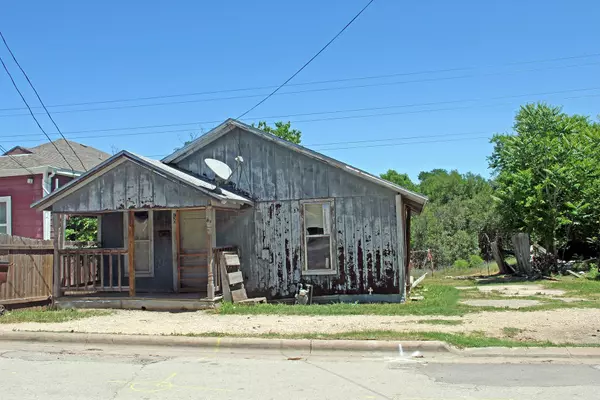 Lockhart, TX 78644,730 Chihuahua ST