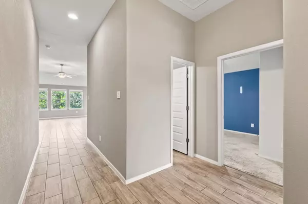 Lago Vista, TX 78645,21502 Stampede TRL