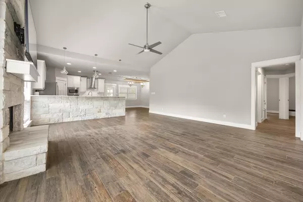 Wimberley, TX 78676,7 Woodhollow WAY