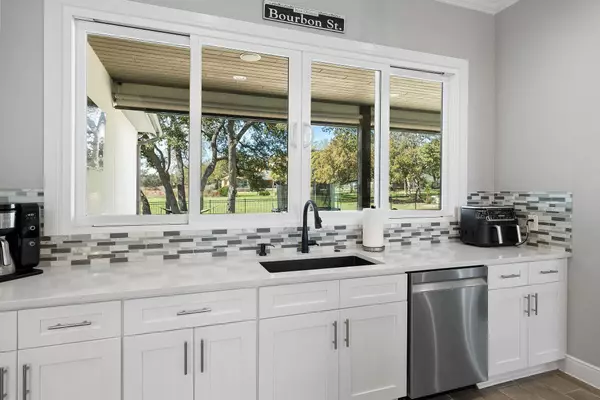 Spring Branch, TX 78070,424 Arthur CT