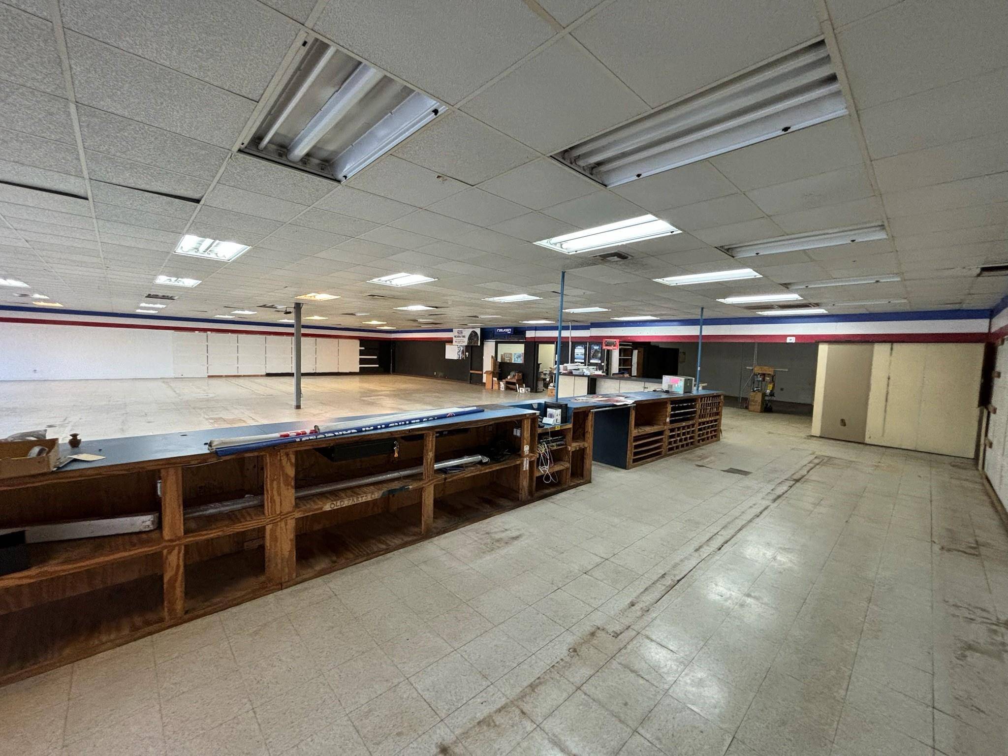 Rockdale, TX 76567,1817 West Cameron Ave
