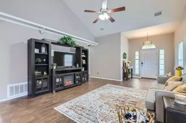 Round Rock, TX 78665,803 Hank Aaron LN