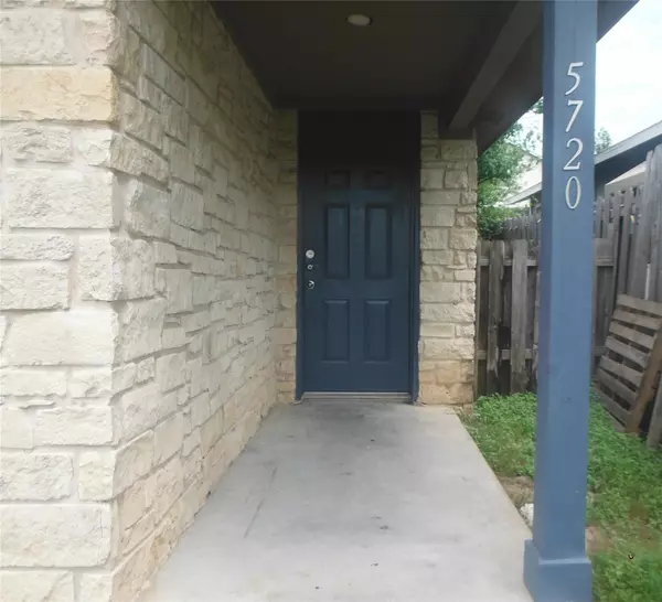 Austin, TX 78724,5720 Pinon Vista DR