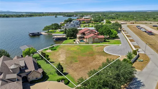 Marble Falls, TX 78654,207 Wilderness DR E