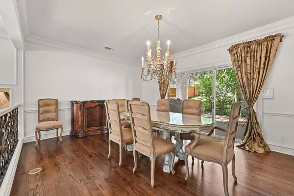 Austin, TX 78746,4207 Bennedict LN