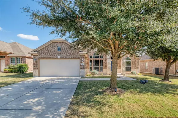 213 Hendelson LN, Hutto, TX 78634