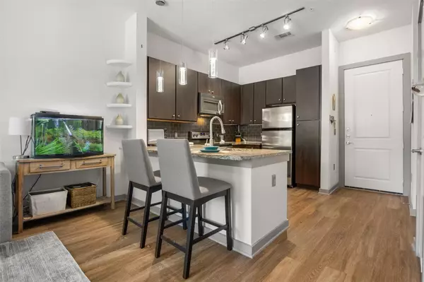 Austin, TX 78704,1900 Barton Springs RD #2023