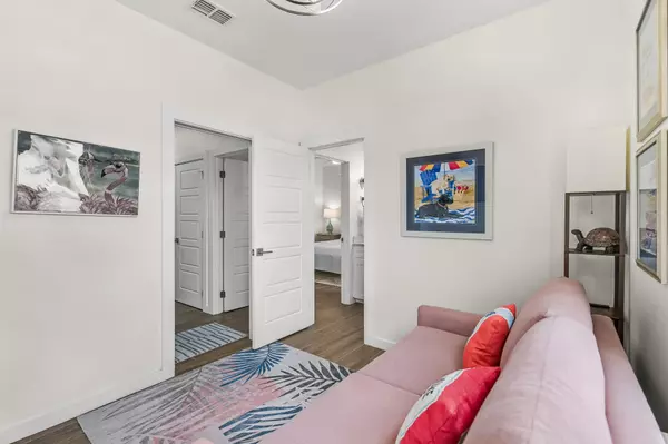 Port Aransas, TX 78373,603 E Avenue G #103