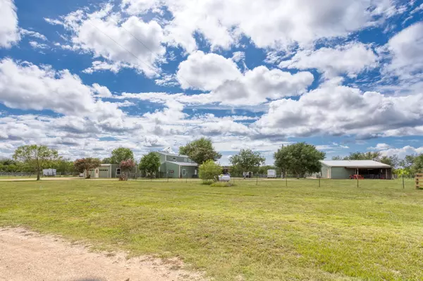 Dale, TX 78616,239 Dale Ranch RD