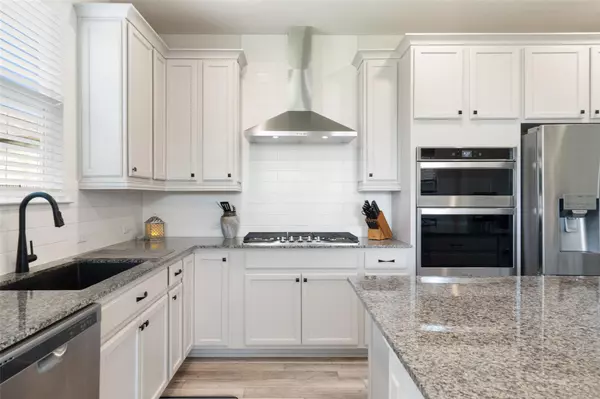 Georgetown, TX 78633,902 Saratoga LN