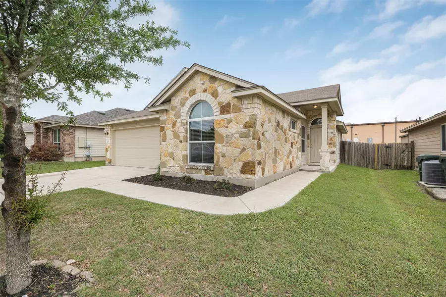 217 Teron DR, San Marcos, TX 78666
