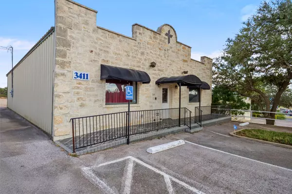 Marble Falls, TX 78654,3411 N US Highway 281