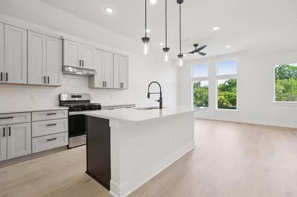 200 W 56th ST #1103, Austin, TX 78751