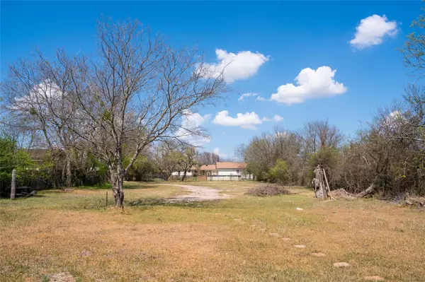 Johnson City, TX 78636,600 W Cypress ST