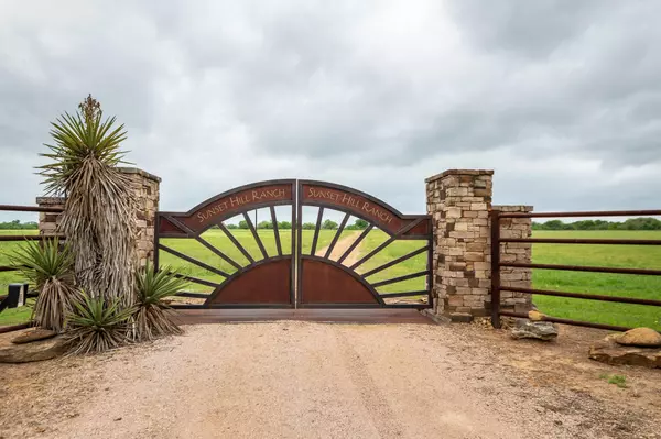 Gonzales, TX 78629,10867 Fm 466