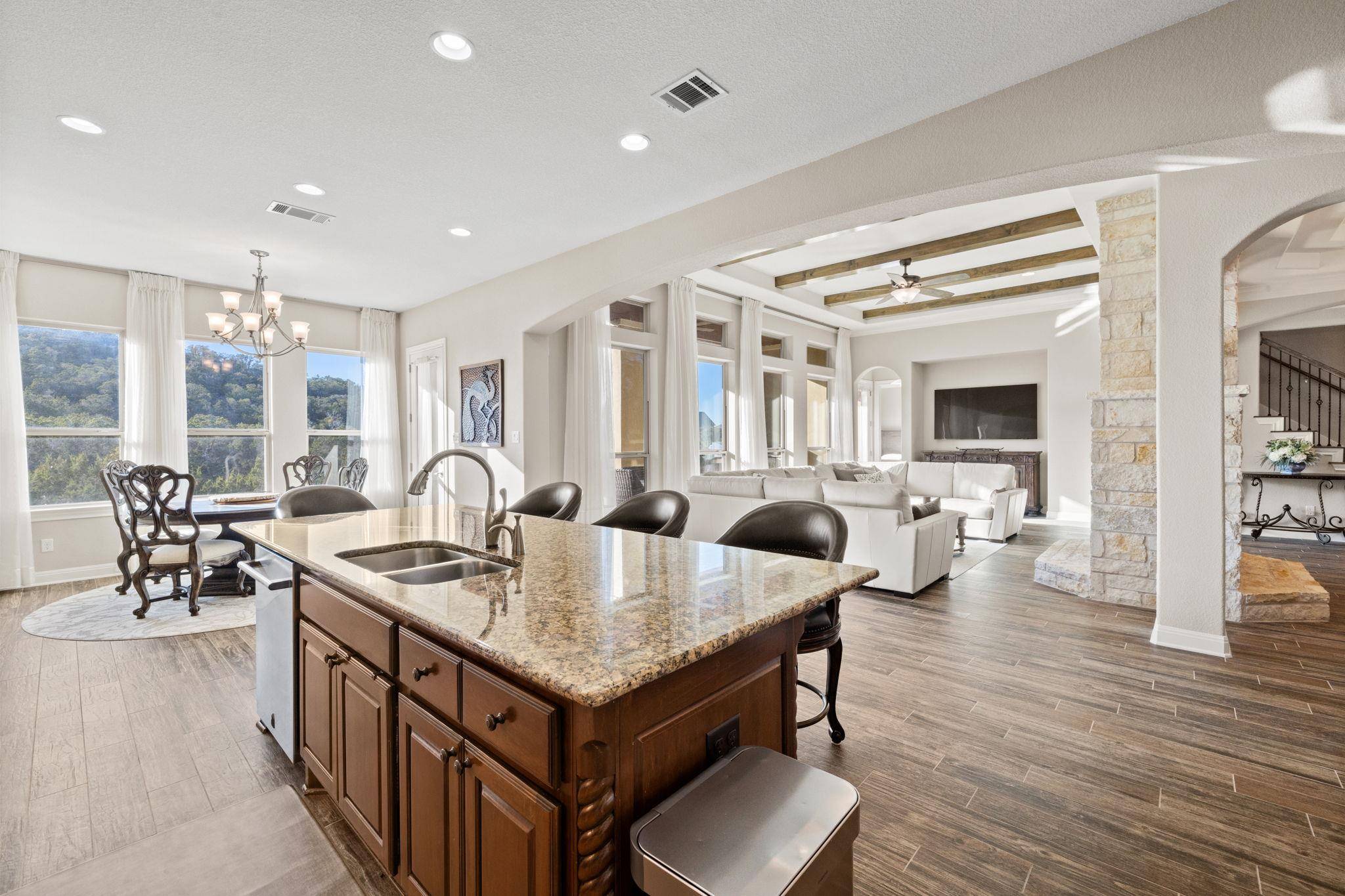 6108 Osceola TRL, Austin, TX 78738