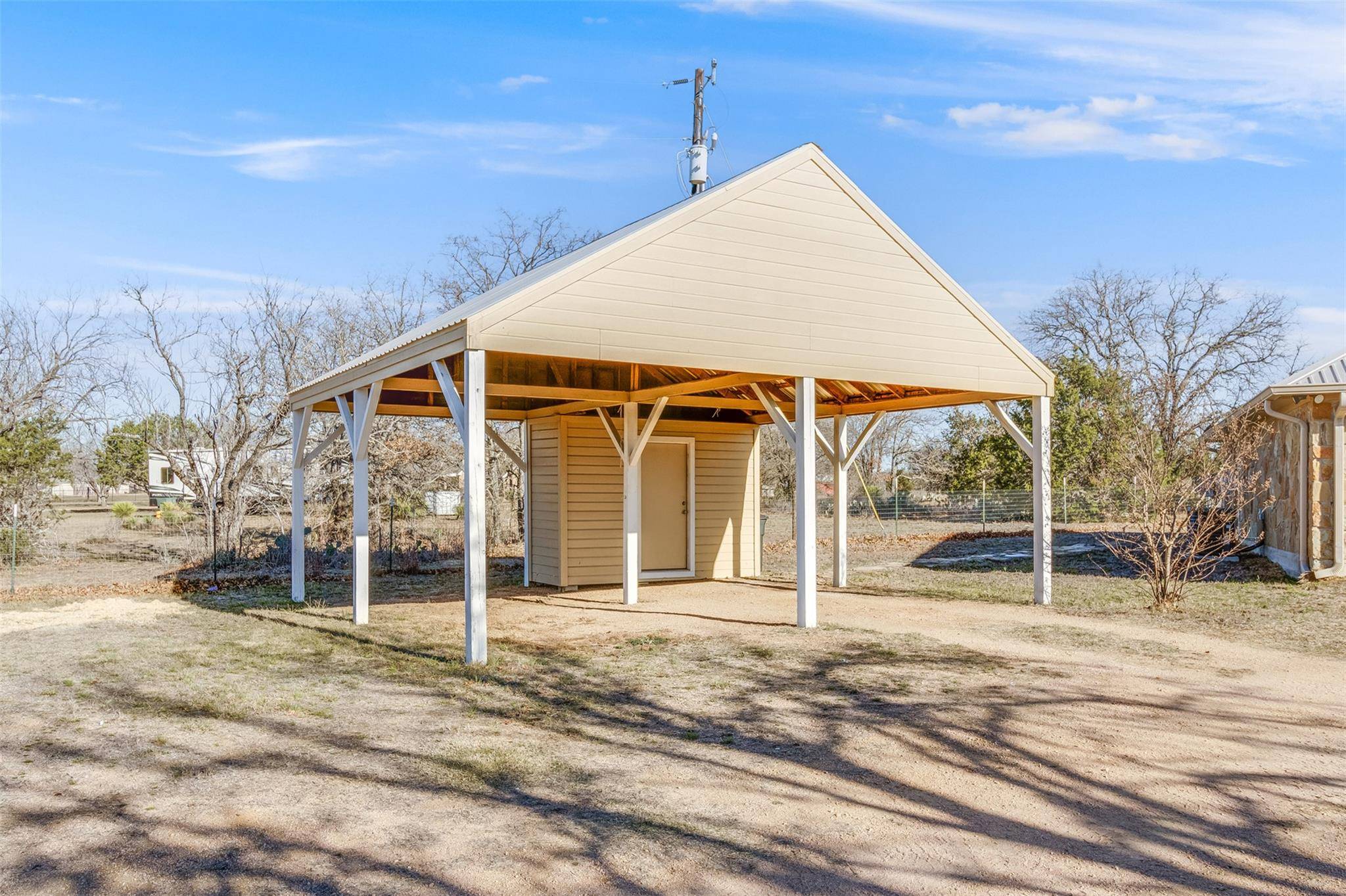 Marble Falls, TX 78654,126 Granite BLVD