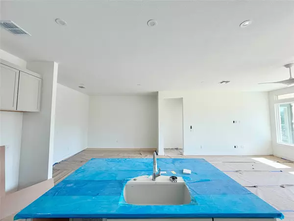 Buda, TX 78610,222 San Saba DR