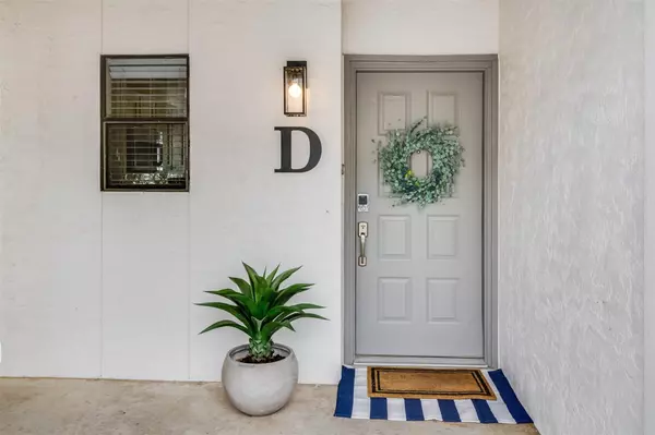 Horseshoe Bay, TX 78657,101 Island DR #D