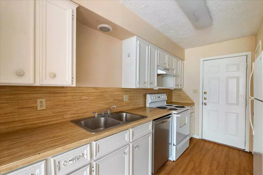 San Marcos, TX 78666,908 N Lbj DR #6