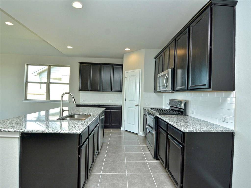 112 Mauldin ST, Georgetown, TX 78628
