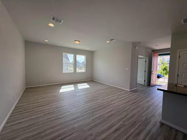 Taylor, TX 76574,123 Elm Branch TRL