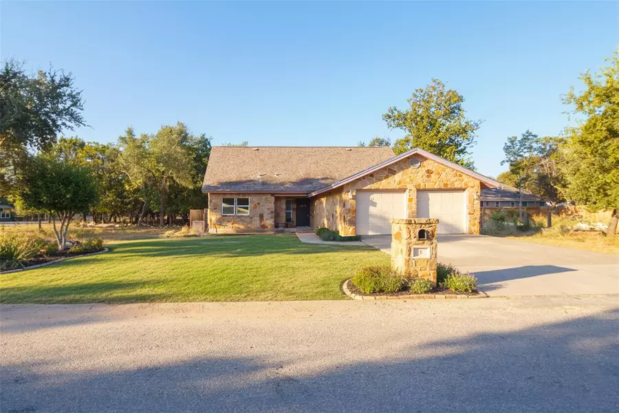 3 Happy Hollow LN, Wimberley, TX 78676