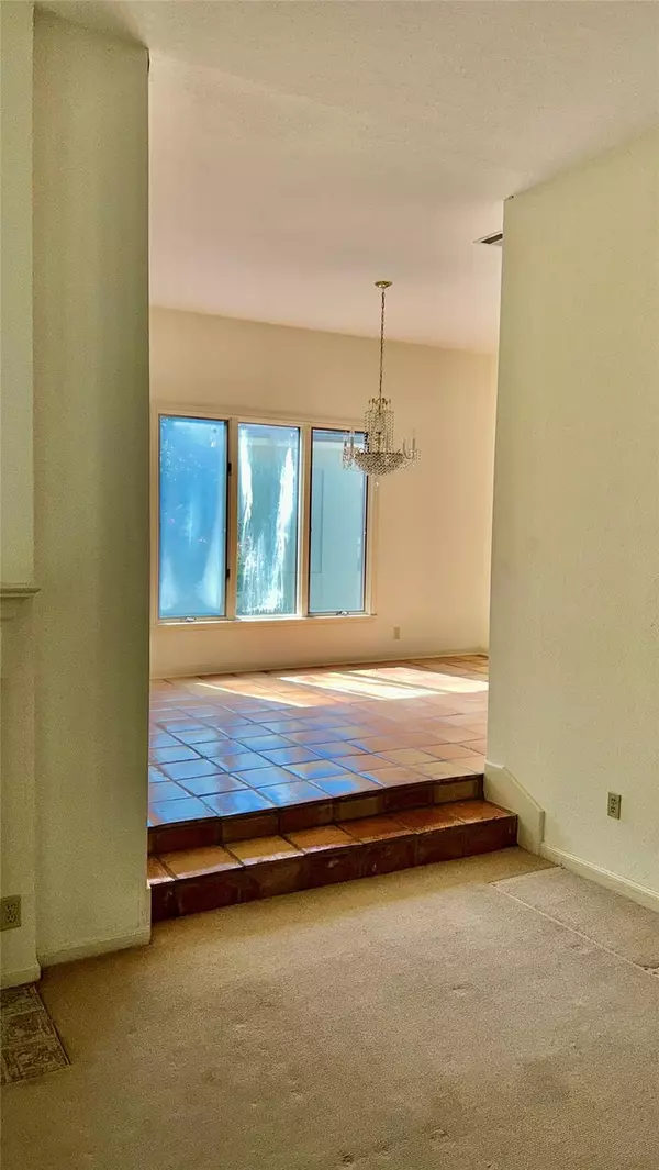 Austin, TX 78717,4231 Westlake DR