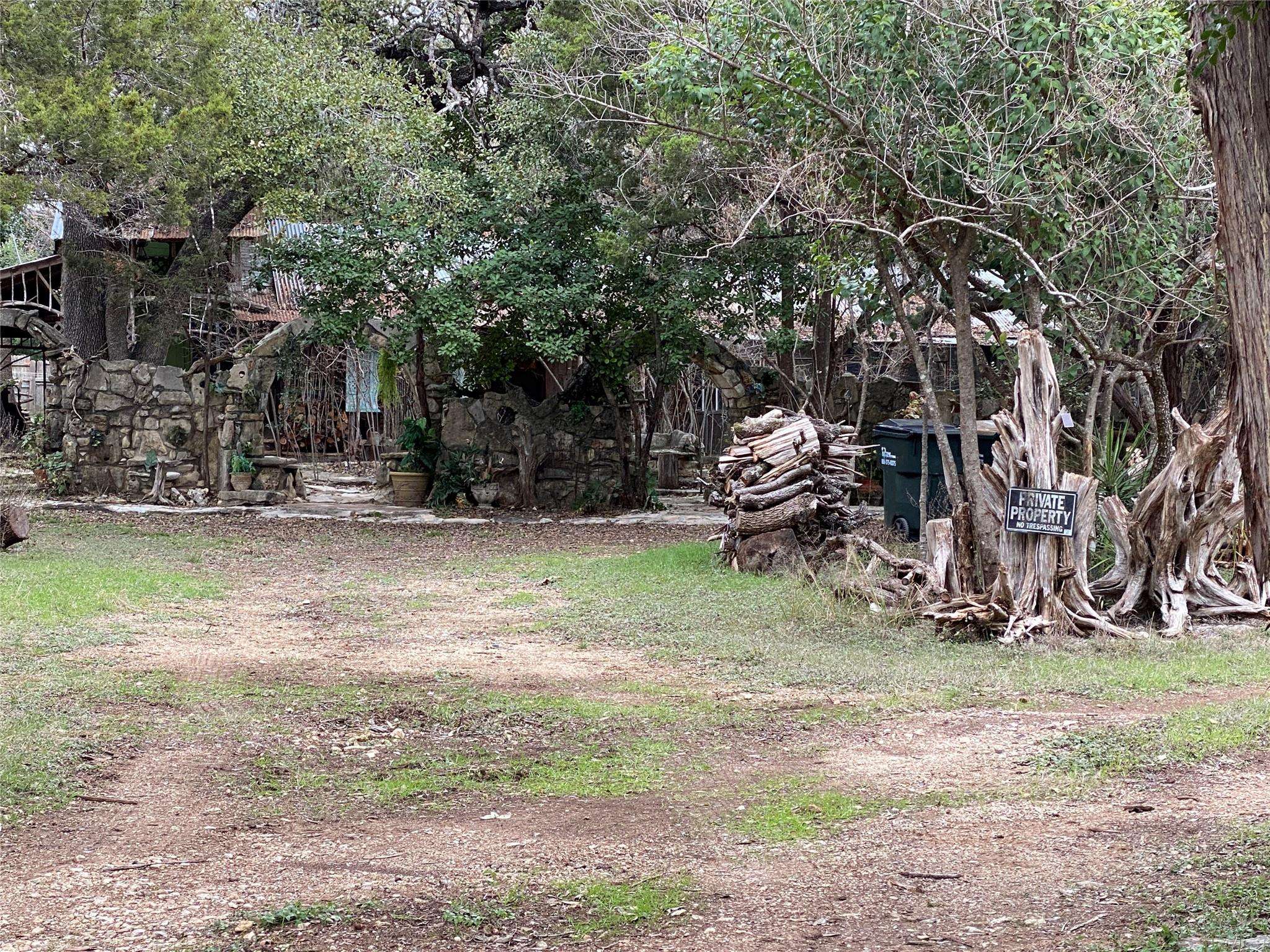 207 Hub DR, Wimberley, TX 78676
