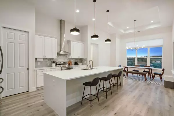 Lago Vista, TX 78645,20704 Leaning Oak DR