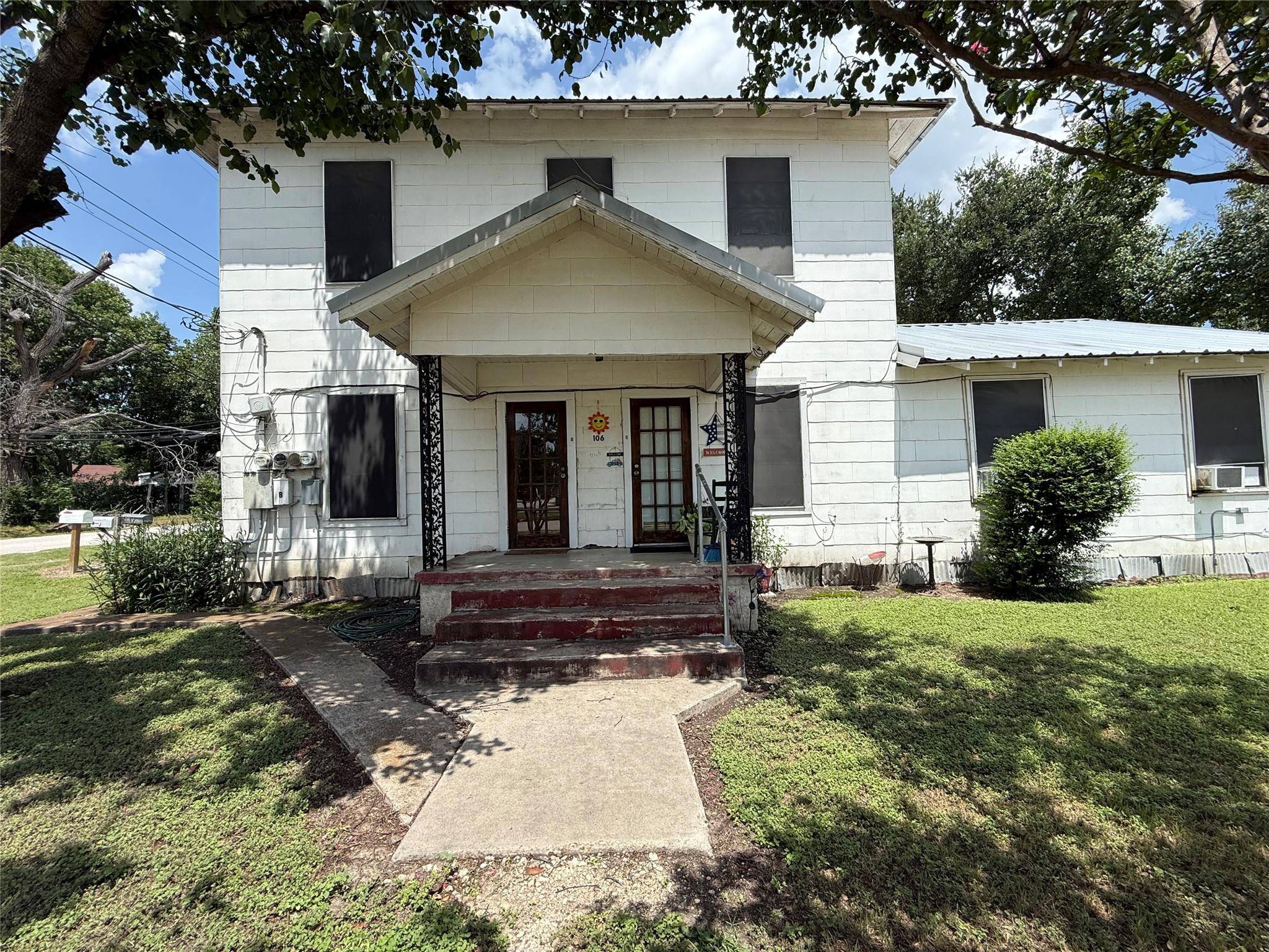 Thorndale, TX 76577,100 N 1st ST