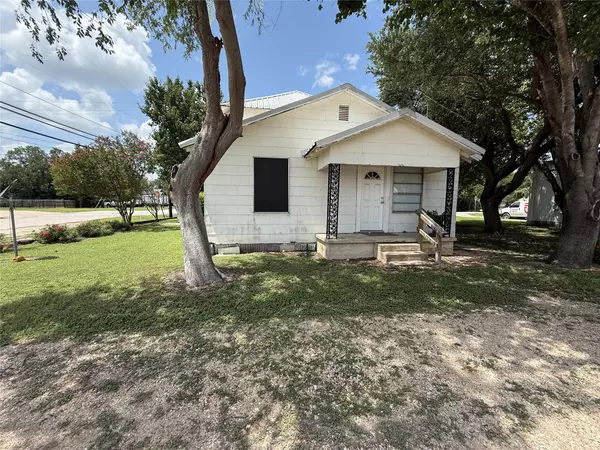 Thorndale, TX 76577,100 N 1st ST