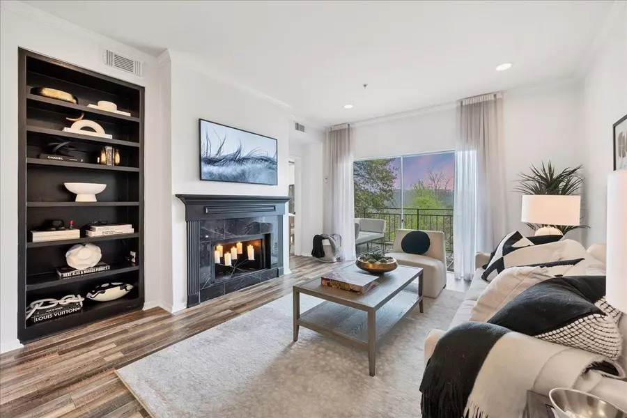 6000 Shepherd Mountain CV #915, Austin, TX 78730