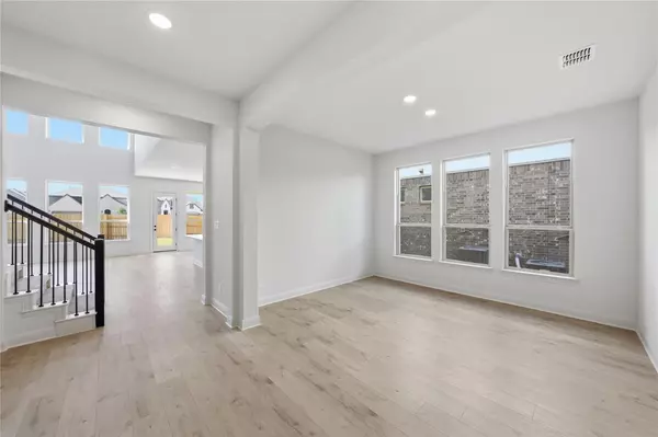 Leander, TX 78641,933 Sunny Ridge DR